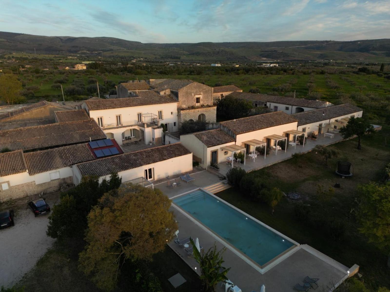 Bed and Breakfast Dimora Di Dante Chiaramonte Gulfi Exterior foto